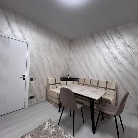 Apartment стильная двухкомнатная с террасой на 2 этаже в аркадии !